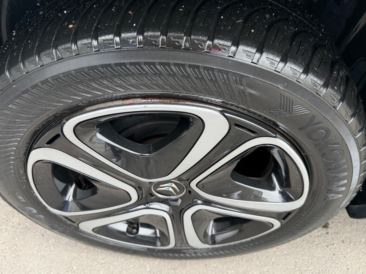 Citroen C3 PureTech 82 GPL Shine