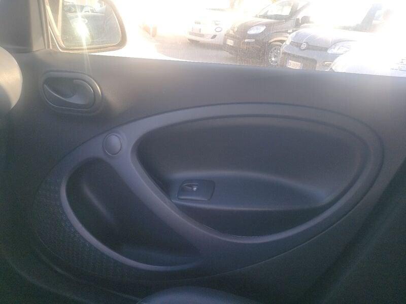 smart forfour 2ªs. (W453) 70 1.0 twinamic Youngster