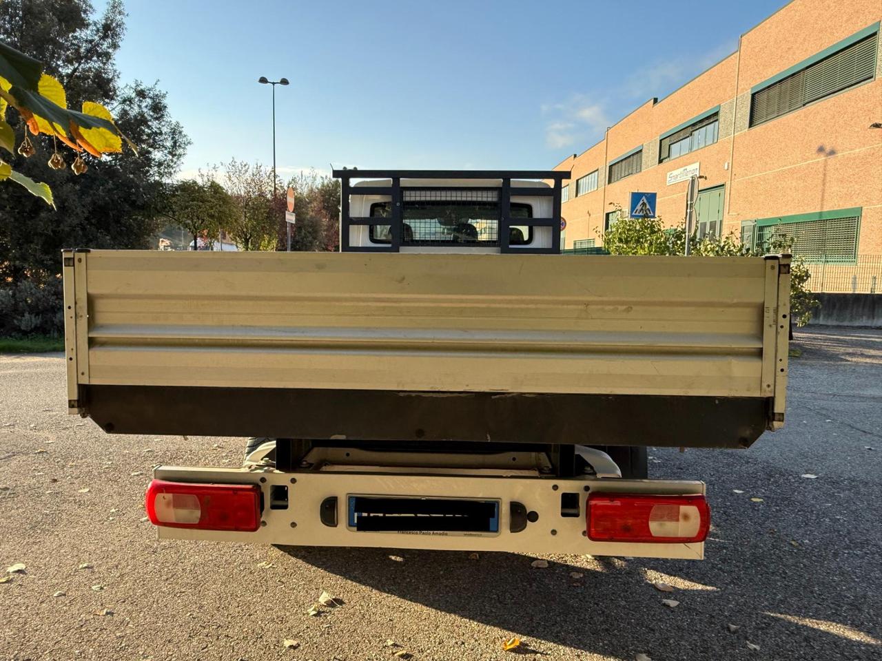 VOLKSWAGEN Crafter Ribaltabile trilaterale crafter 35 2.0 tdi 140cv L3 ribalt.tril. Business