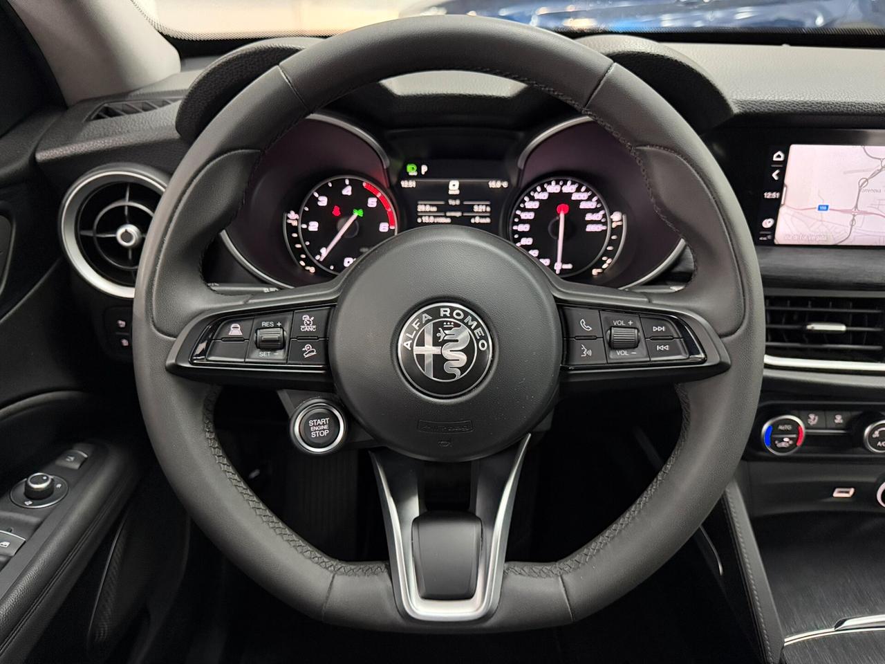 2.2 TD 160CV BUSINESS VETRI SCURI NAVIGAZIONE TAGLIANDATA