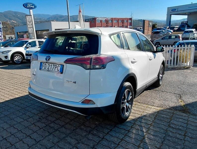 Toyota RAV 4 RAV4 2.0 D-4D 2WD Style