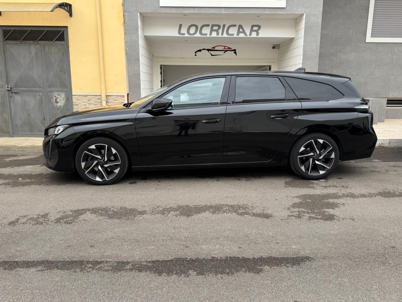 Peugeot 308 BlueHDi 130 EAT8 SW Allure Pack