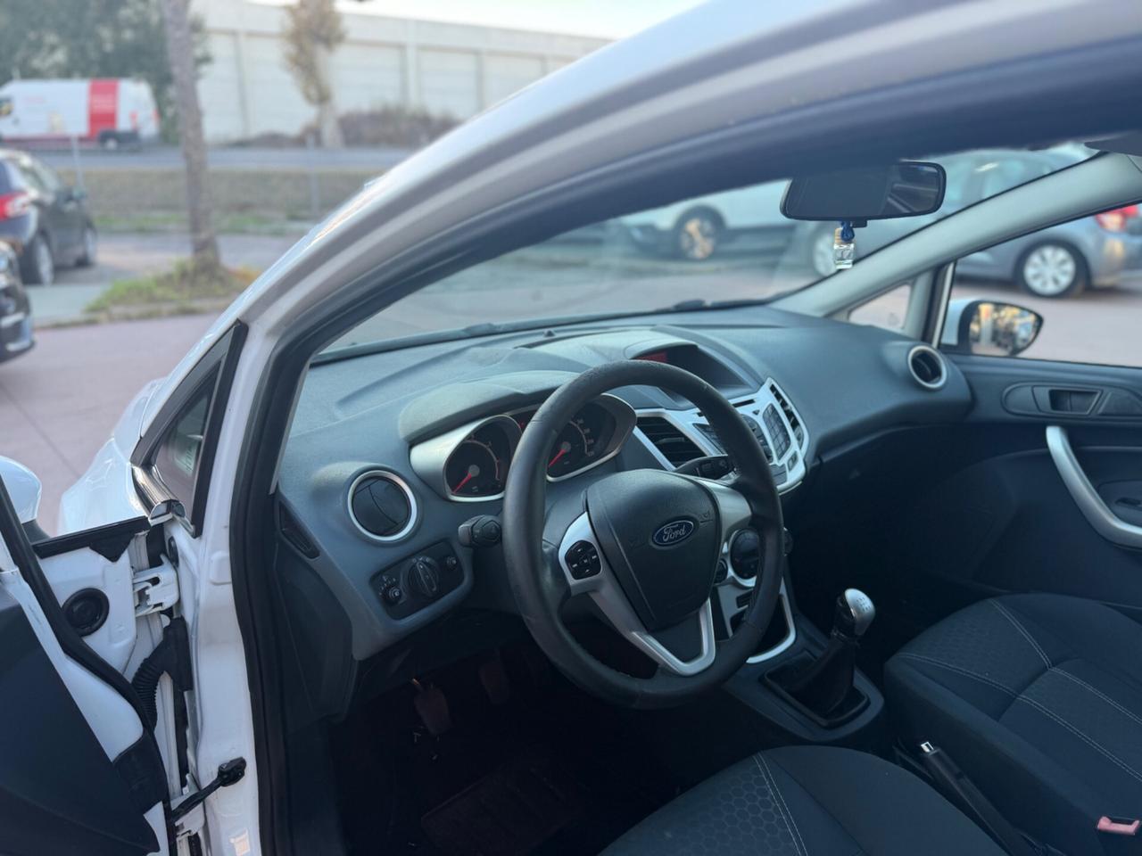 Ford Fiesta Fiesta+ 1.2 82CV 5 porte