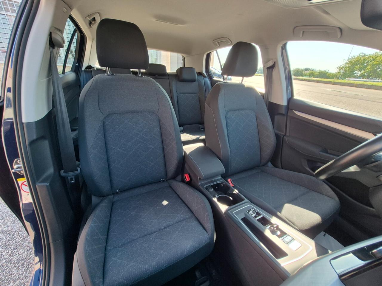 Volkswagen Golf 1.5 TGI DSG Life