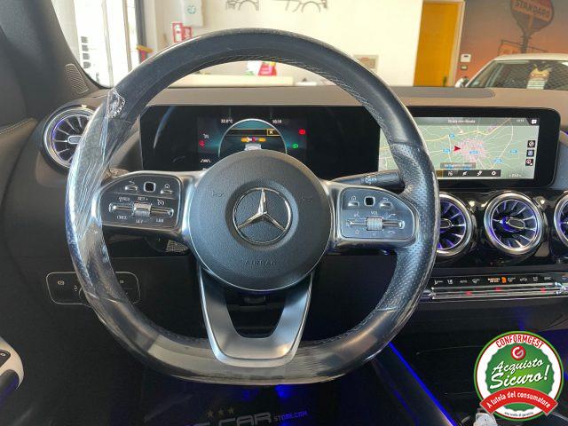 MERCEDES-BENZ GLA 200 d Auto Premium AMG *PACK LUCI*PELLE