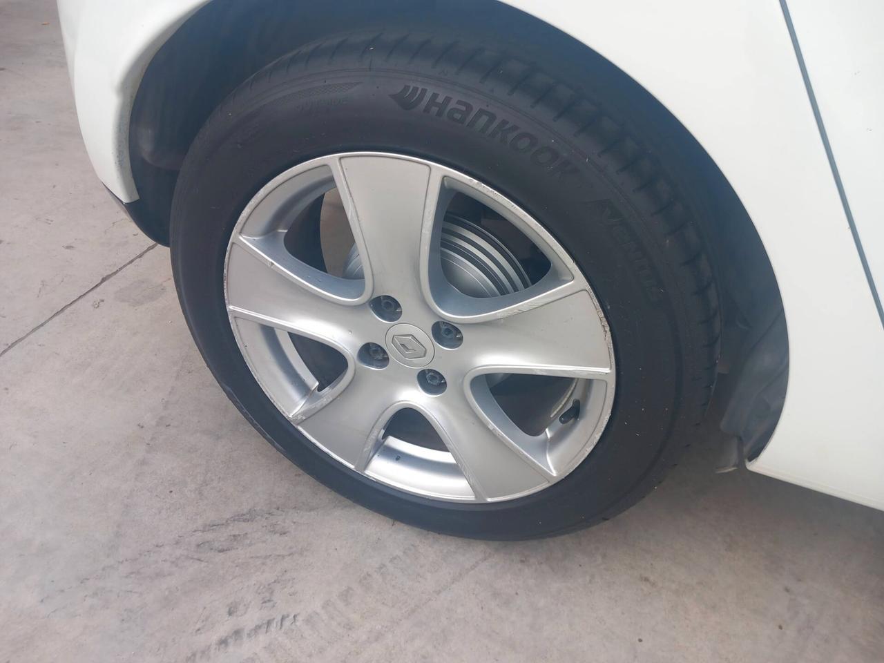 Renault Clio 1.5 dCi 90CV 5 porte Live! km 173000 distribuzione nuova perfetta