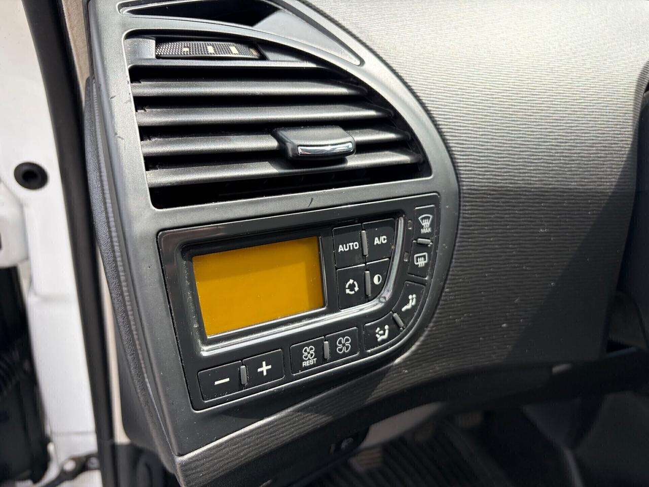 Citroen C4 Picasso 1.6 diesel Exclusive 2013 ok neop