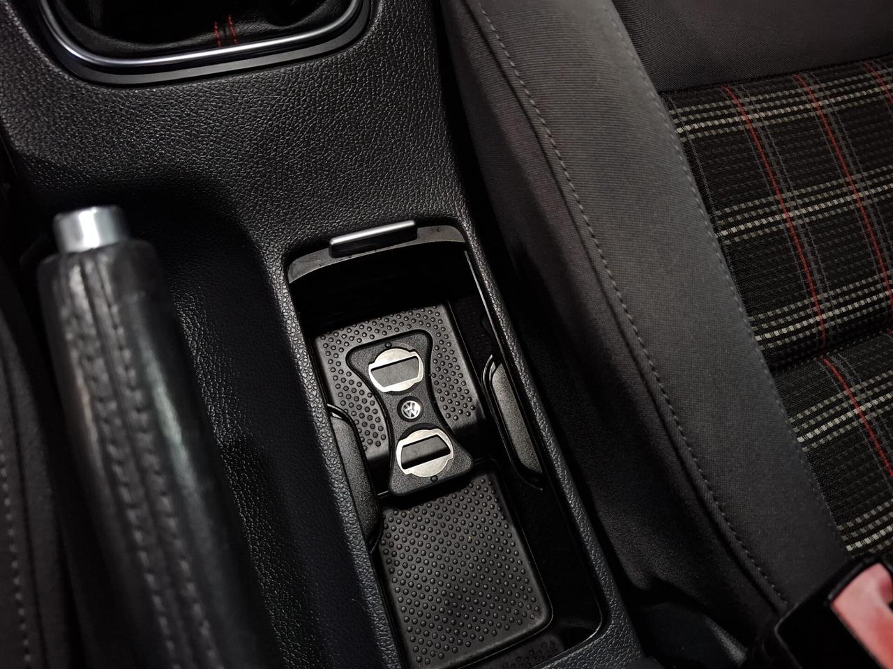 Volkswagen Golf 2.0 16V TFSI GTI