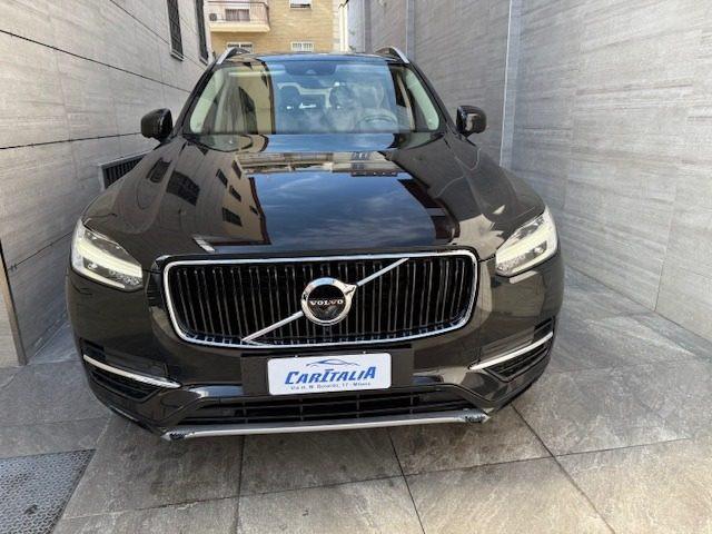 VOLVO XC90 D5 AWD Geartronic 7 posti Momentum