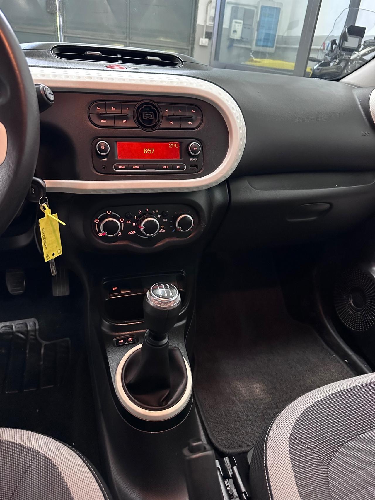 Renault Twingo SCe 65 CV 2021