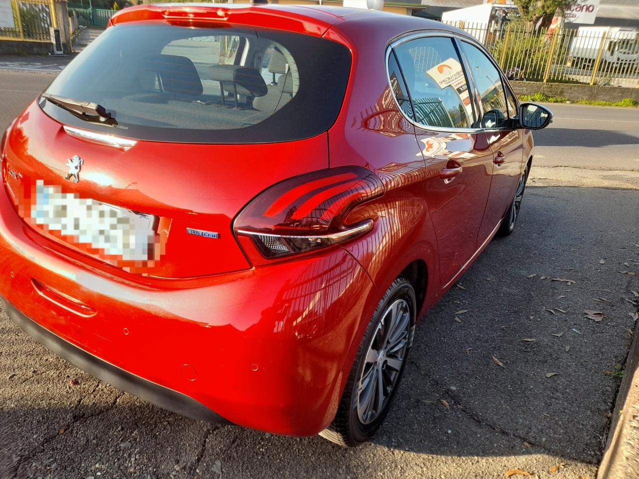 Peugeot 208 BlueHDi 75 CV- 5 porte Allure