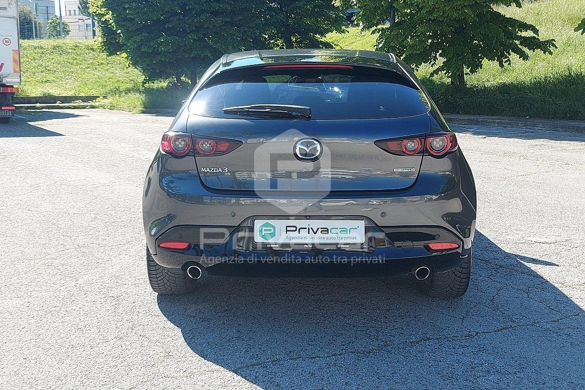MAZDA Mazda3 1.8L Skyactiv-D Exceed