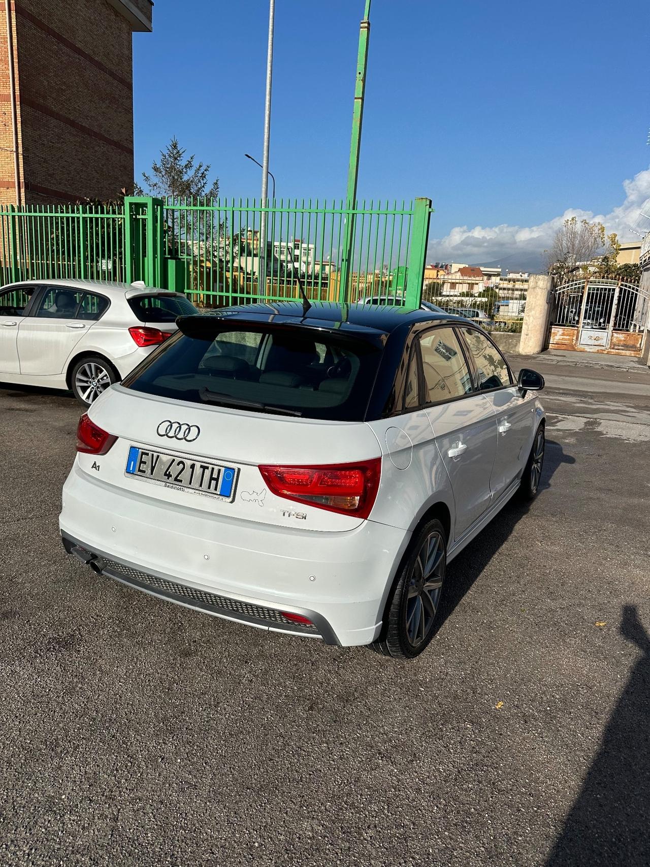 Audi A1 1.2 TFSI S line edition plus