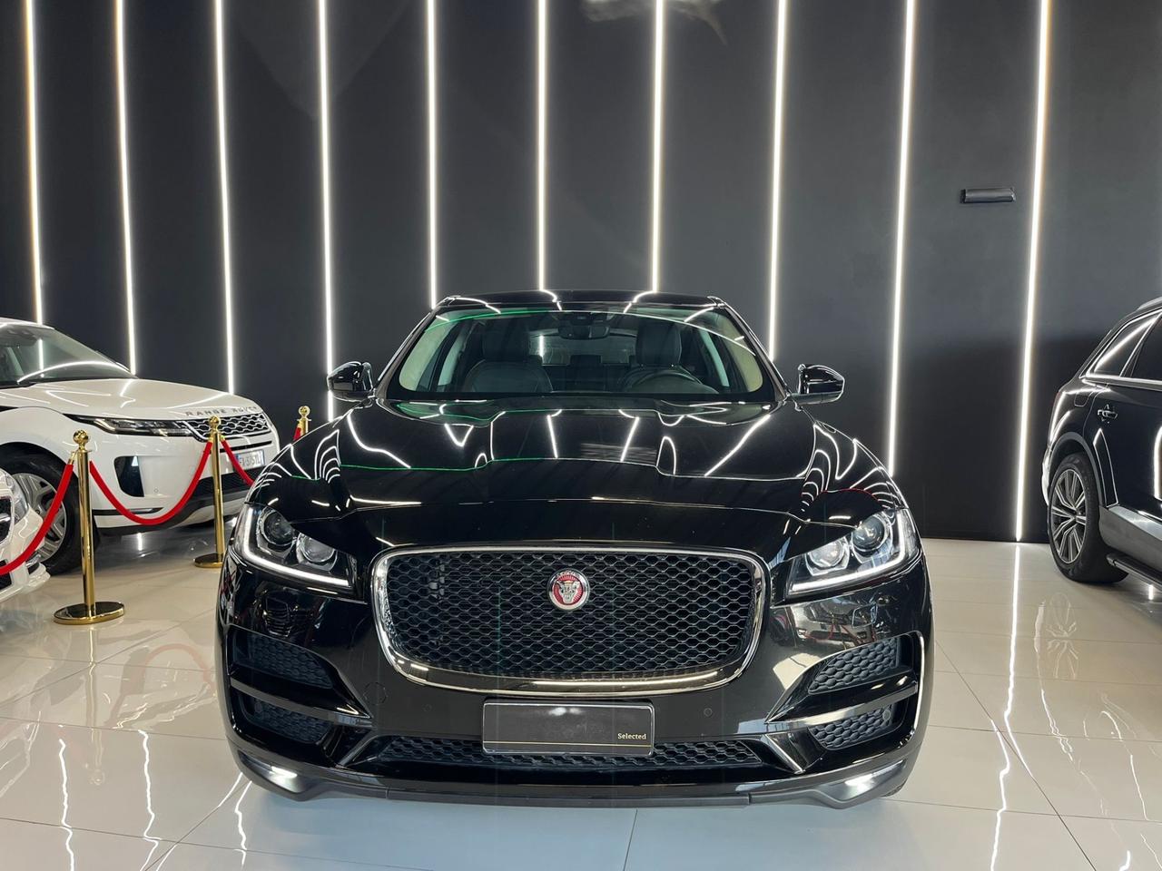 Jaguar F-Pace 2.0 D 180 CV AWD aut.Portfolio