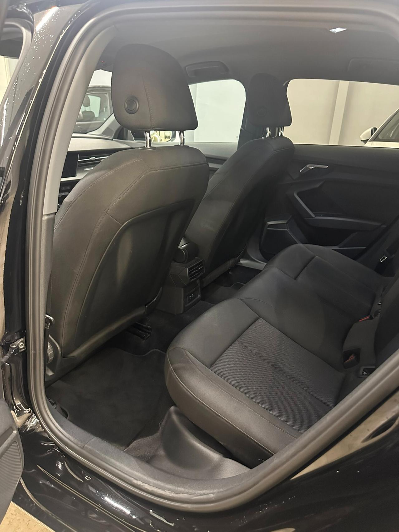 Audi A3 SPORTBACK 35 TDI S line edition