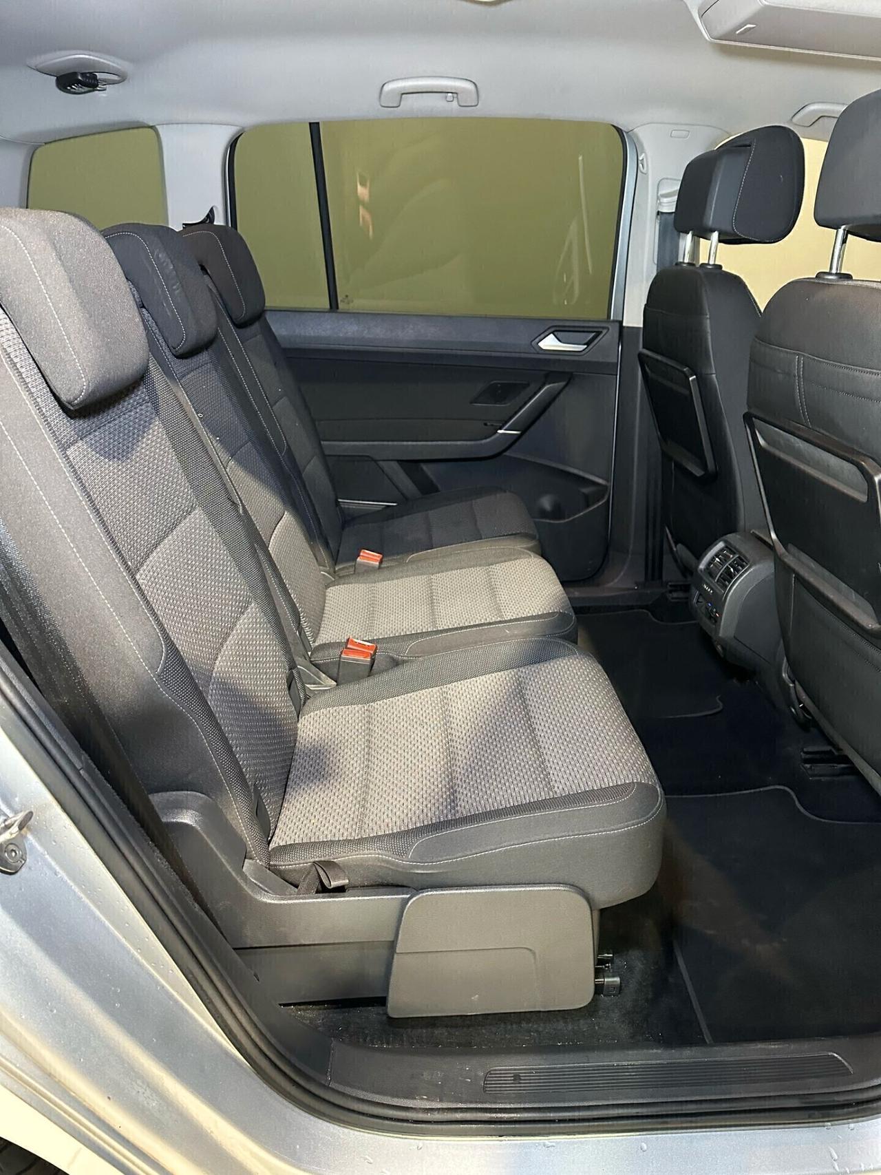 Volkswagen Touran Volkswagen Touran 1.6 tdi HIGHLINE 116cv dsg