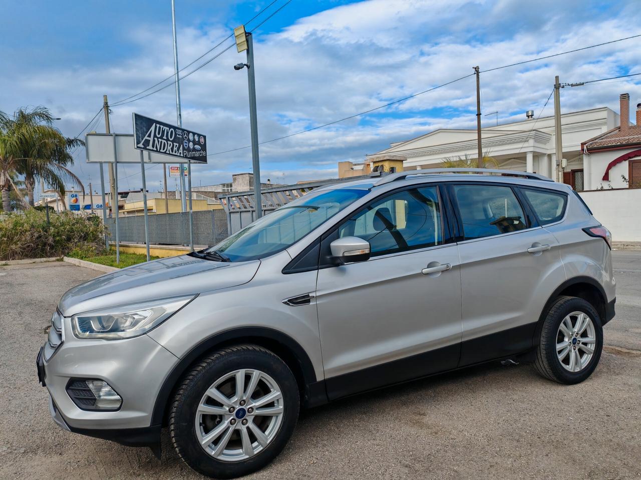 Ford Kuga 1.5 TDCI 120 CV 2WD Titanium 2018