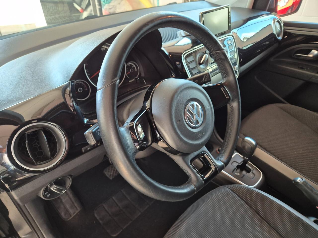Volkswagen up! 1.0 5p. move ASG