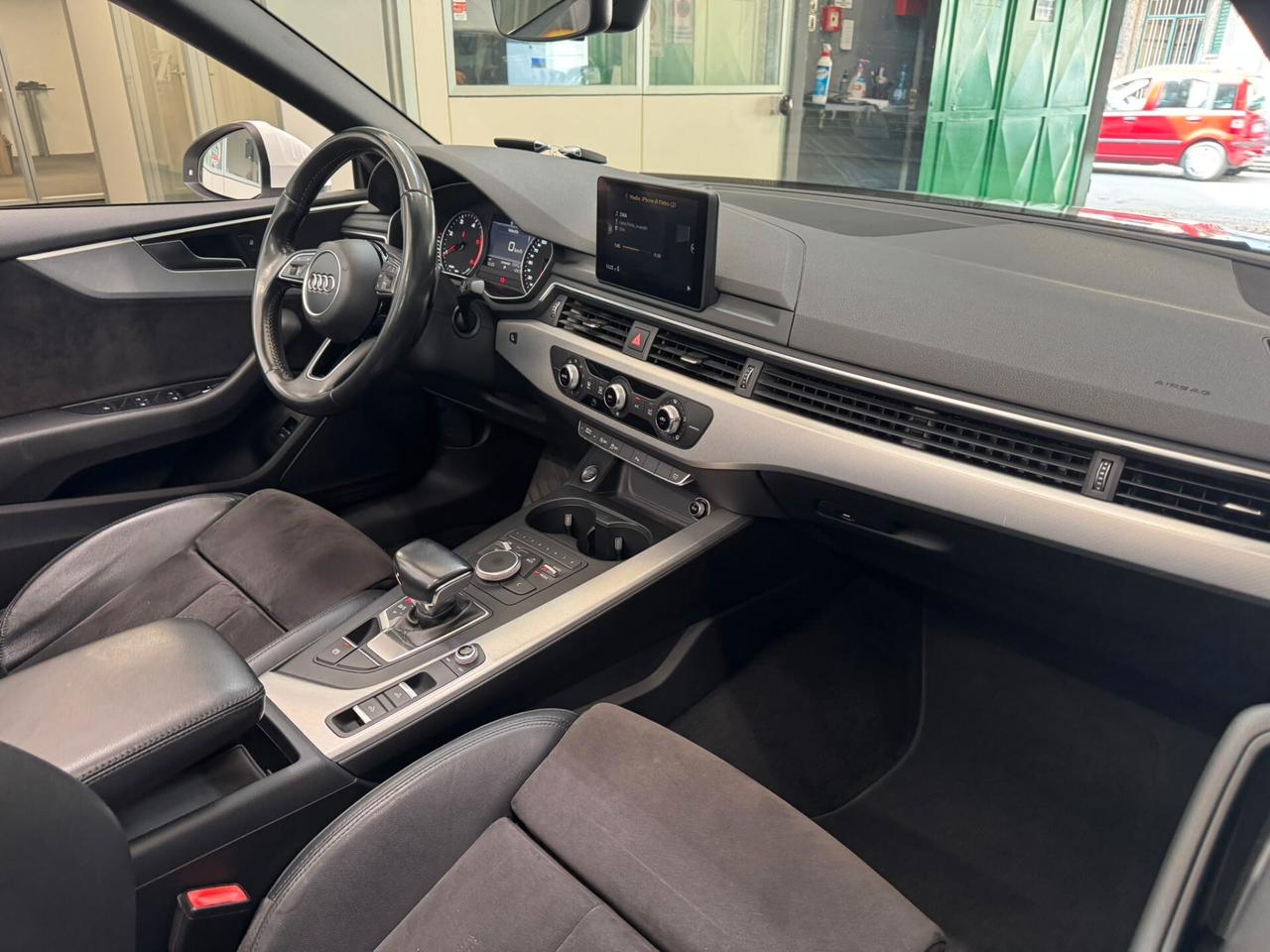 Audi A5 Cabrio 2.0 TDI 190 CV S tronic Design PREZZO REALE!!