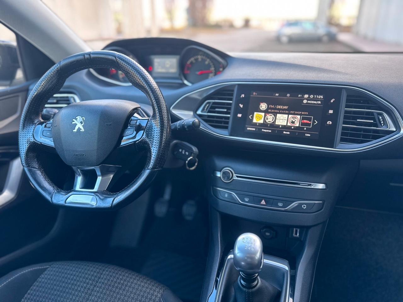 Peugeot 308 BlueHDi 130 S&S Allure Leggi tutto l'annuncio