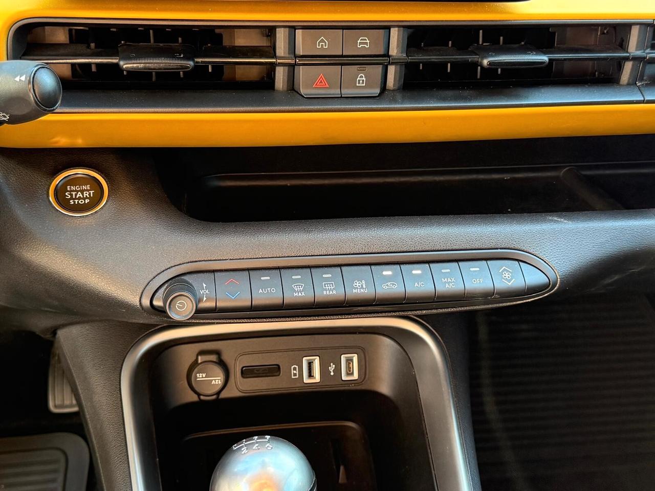 Jeep Avenger 2023 1.2 Turbo 100 CV Summit 66000KM