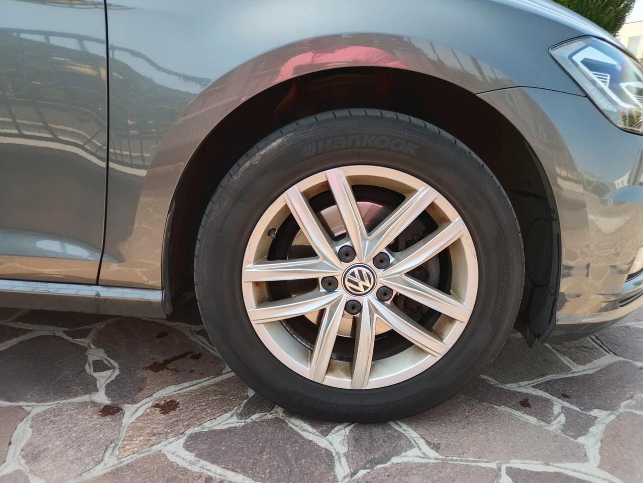 Volkswagen Golf Variant 2.0 TDI Highline BlueMotion Technology