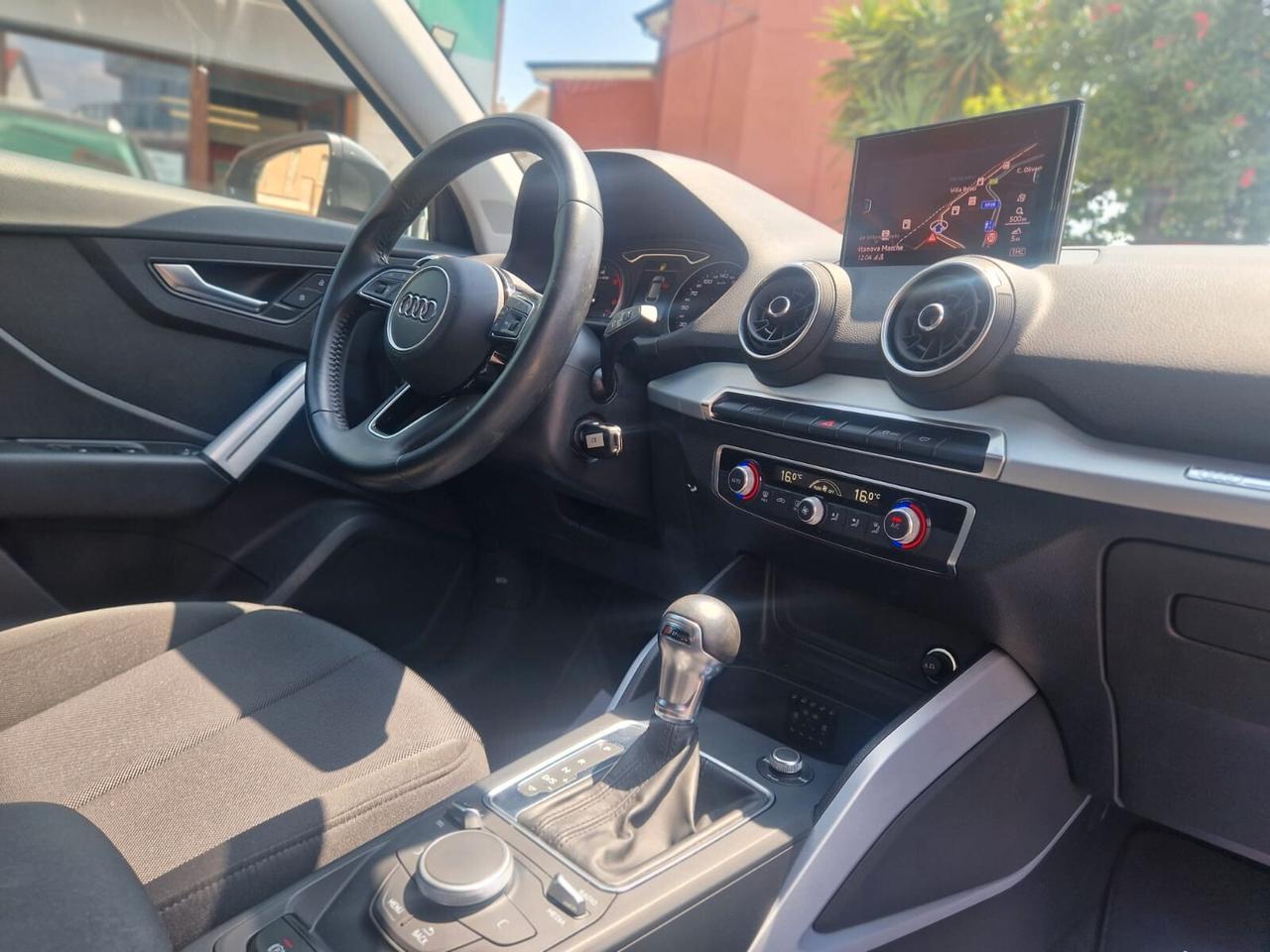 Audi Q2 30 TDI S tronic Business