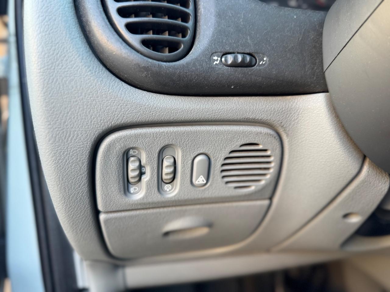 Renault Megane Mégane Scénic 1.9 dTi cat RXE