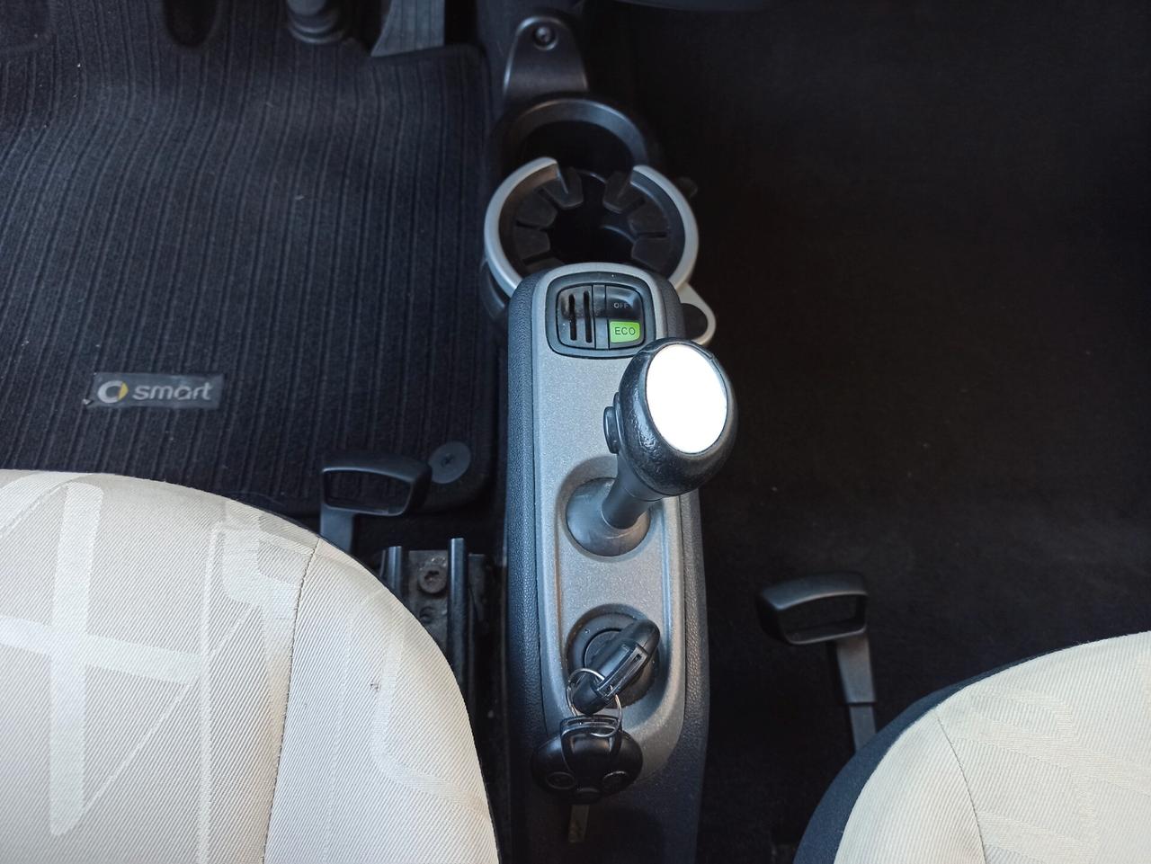 Smart ForTwo 1000 52 kW MHD coupé passion