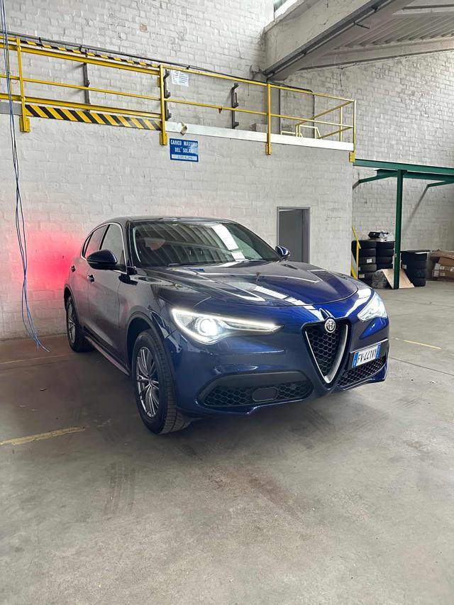 ALFA ROMEO Stelvio 2.0 Turbo 200 CV AT8 Q4 Super