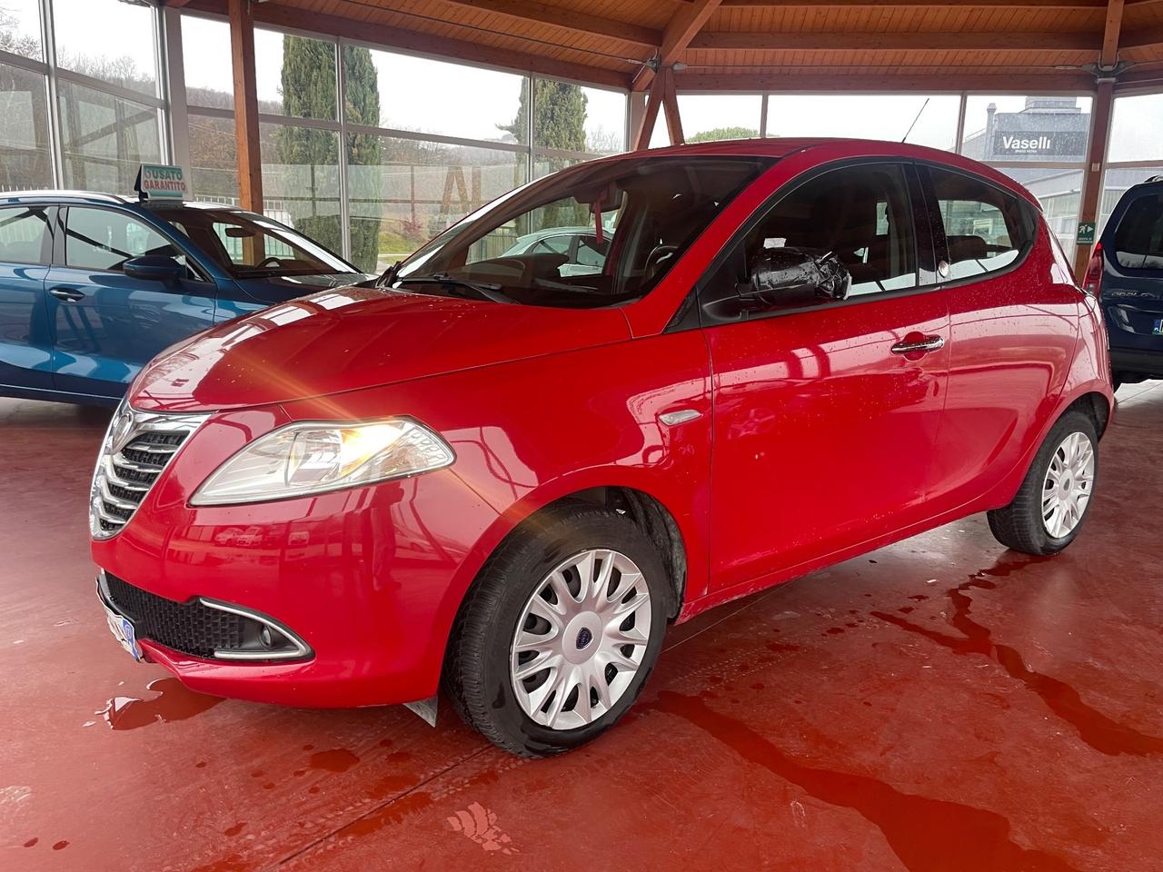 Lancia Ypsilon 1.2 Benzina/GPL - Neopatentati