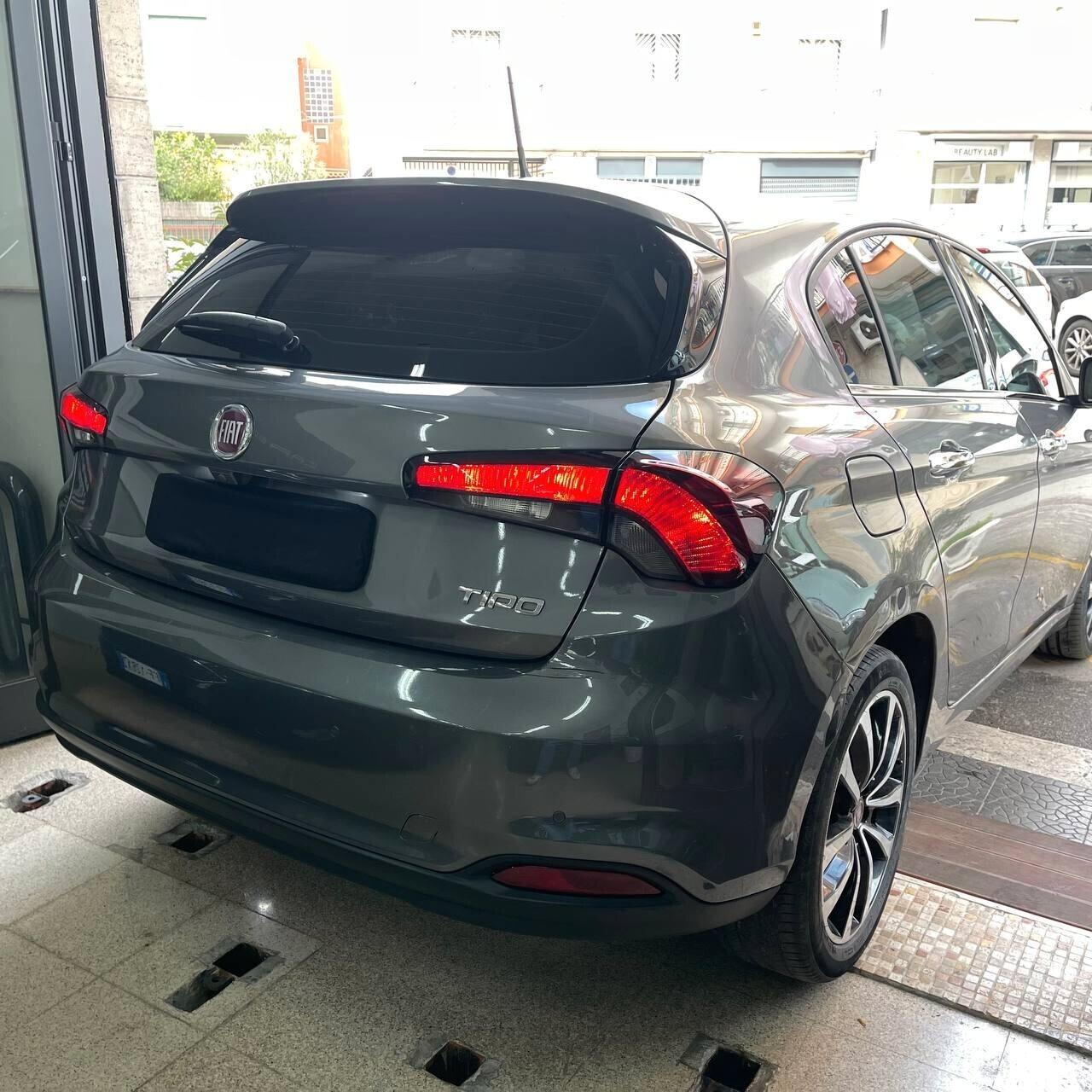 Fiat Tipo 1.6 Mjt 120cv DCT Lounge