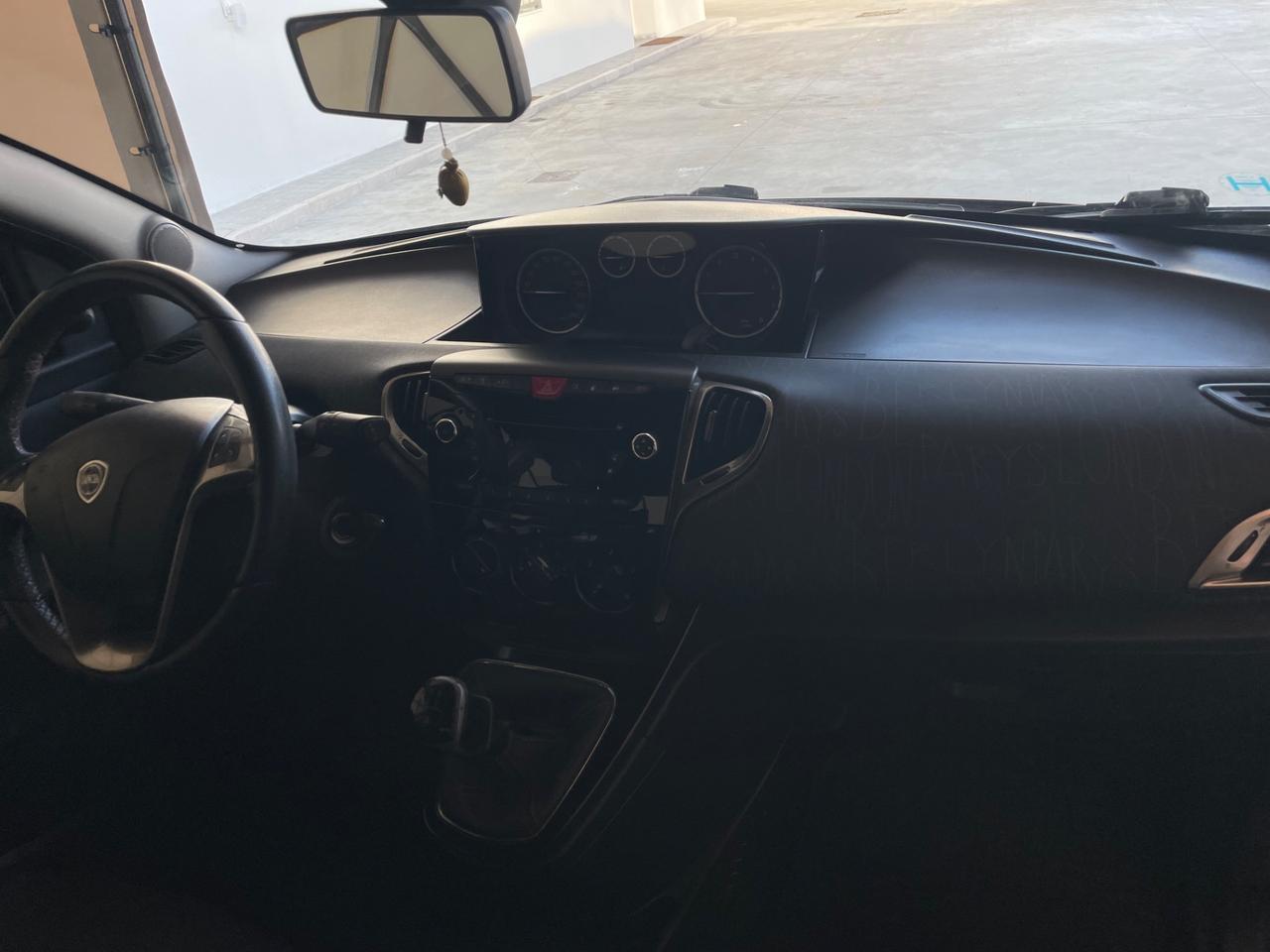 Lancia Ypsilon 1.2 69 CV 5 porte GPL Ecochic Gold