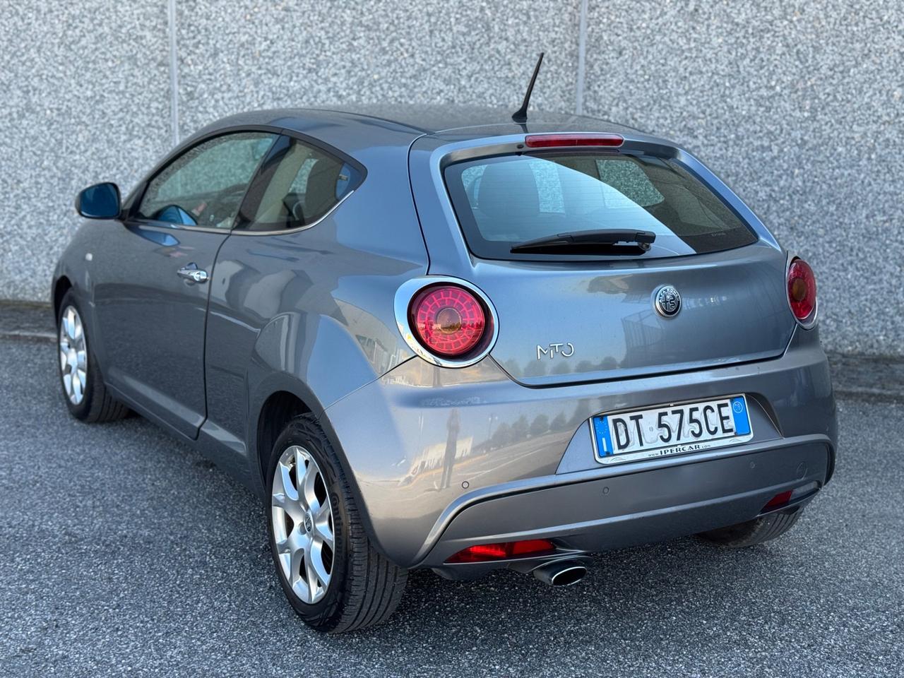 Alfa Romeo Mito 1.6 JTDm 16V 120cv Distinctive Sport