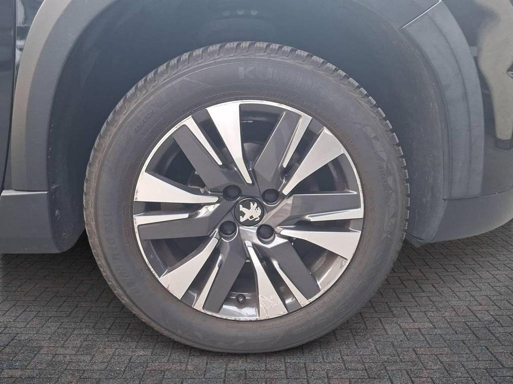 Peugeot 2008 1.2 PureTech Allure