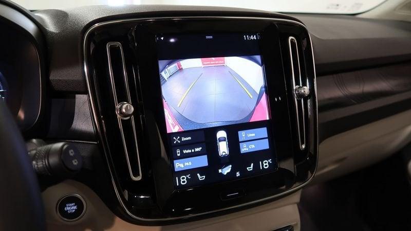 Volvo XC40 Recharge T5 Plug-in Hybrid Recharge Plus Bright