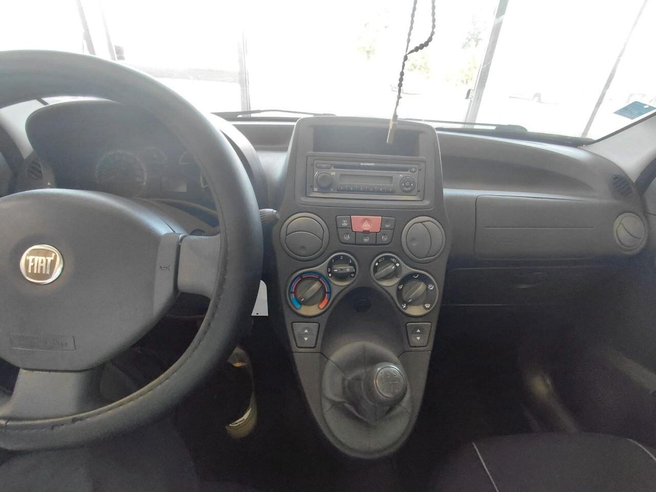 Fiat Panda 1.2 Emotion KM: 110.992
