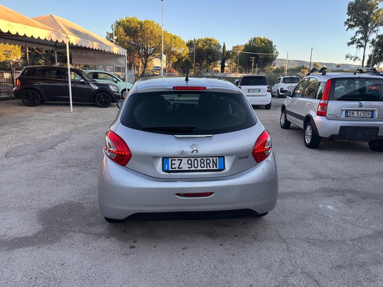 Peugeot 208 PureTech 82 5 porte Allure