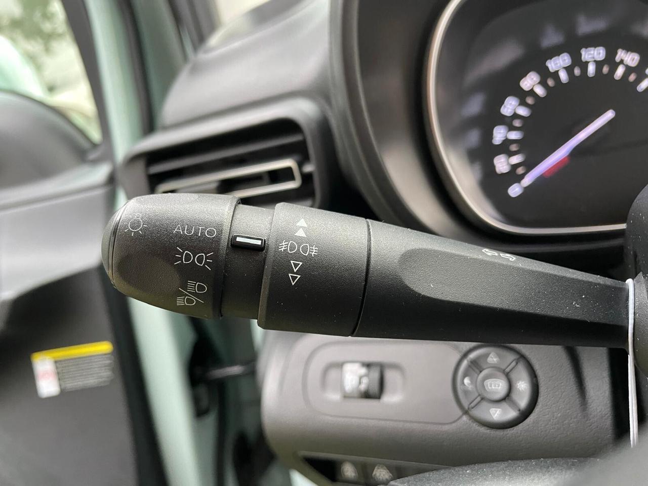 Citroen Berlingo BlueHDi 100 M Shine