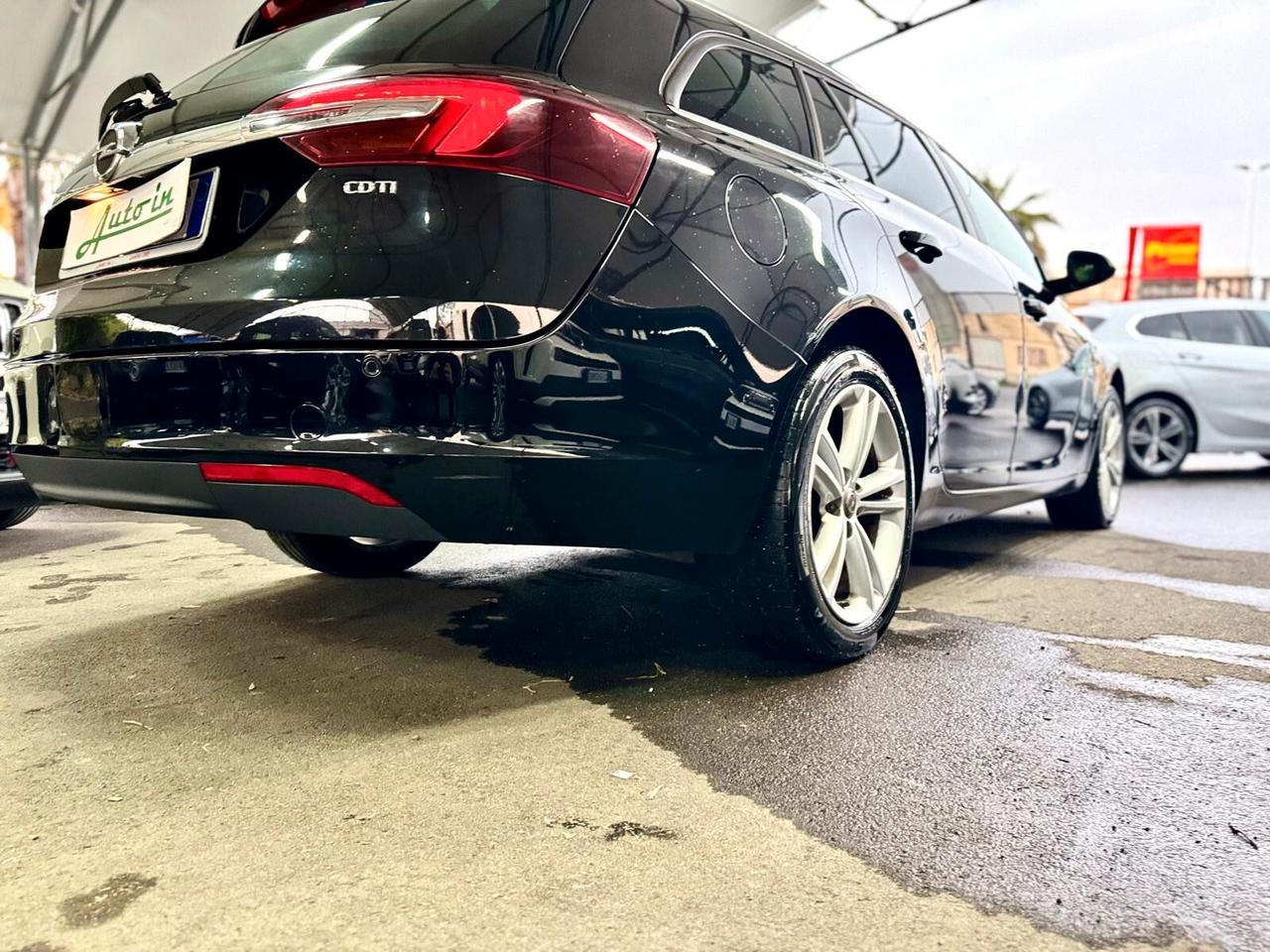 Opel Insignia 1.6 CDTI Start&Stop Sports Tourer Cosmo