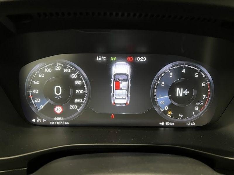 Volvo XC40 T2 Geartronic Momentum