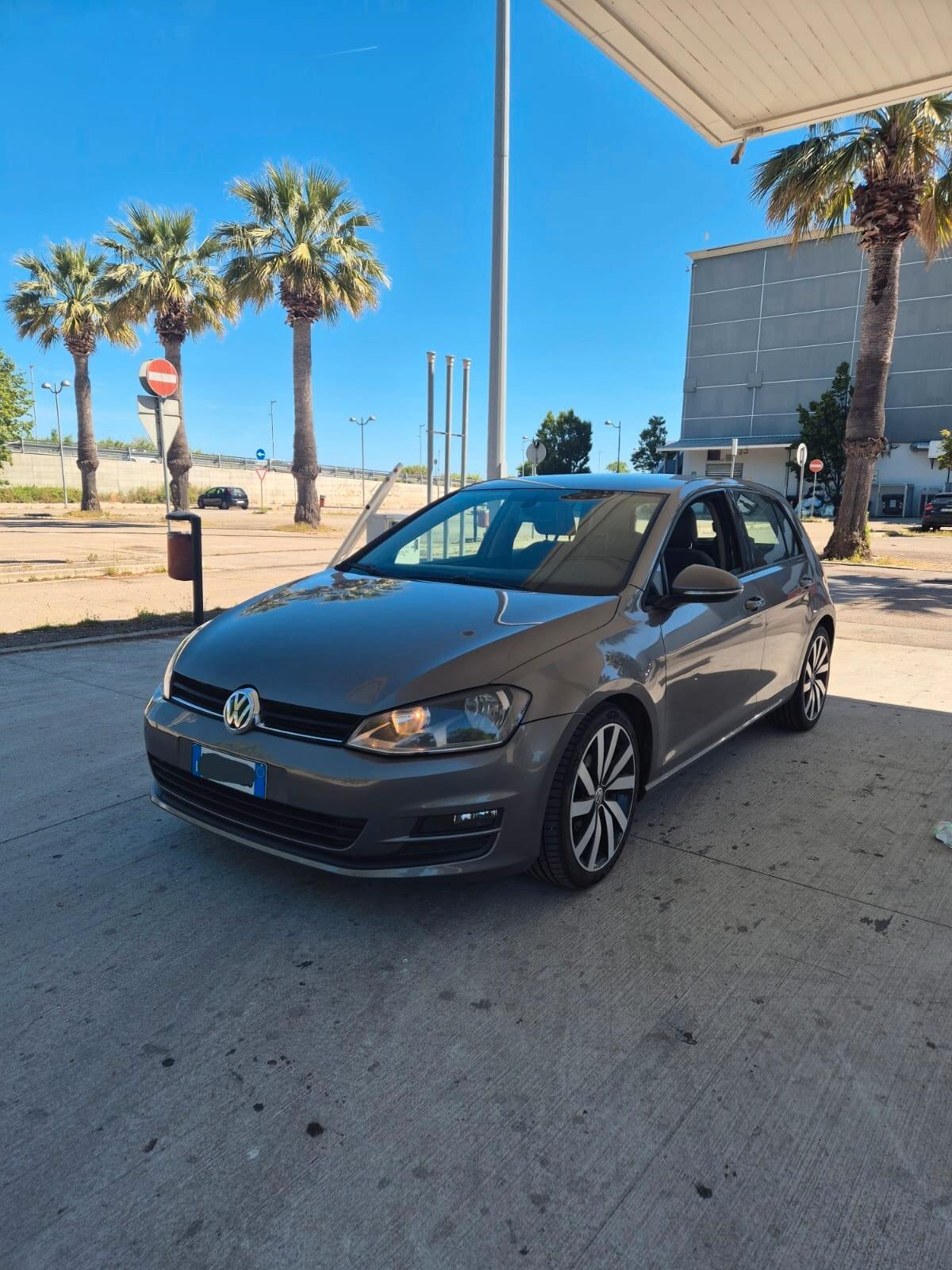 Volkswagen Golf 1.6 TDI 5p. Highline BlueMotion Technology