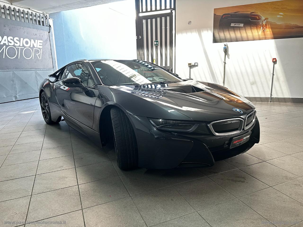 BMW i8 *NO SUPER BOLLO*FULL CARBON*IVA ESPOSTA*