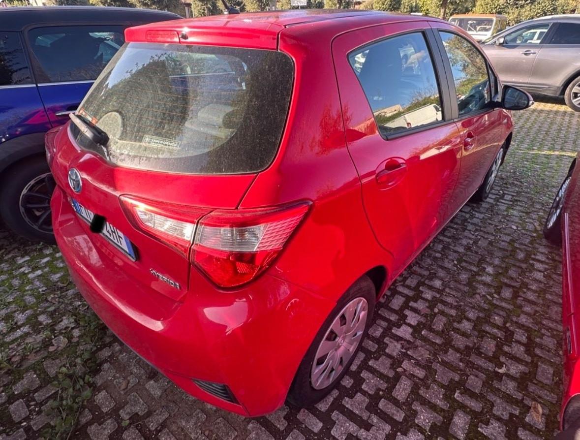 Toyota Yaris Benzina Ibrida Neopatentati 2018