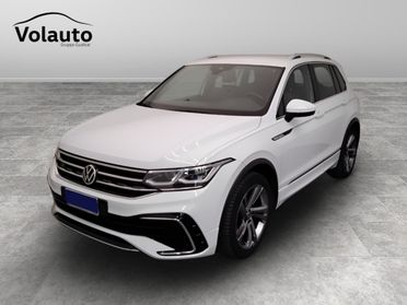 VOLKSWAGEN Tiguan II 2021 - Tiguan 1.5 tsi R-Line 150cv dsg