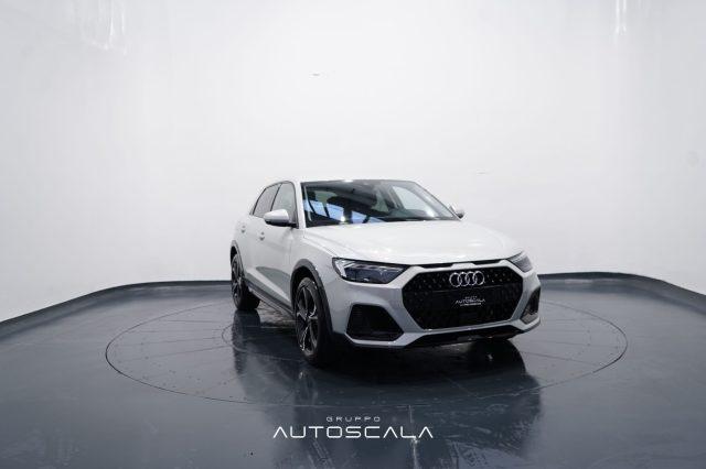 AUDI A1 allstreet 30 TFSI S-Tronic Identity Contrast