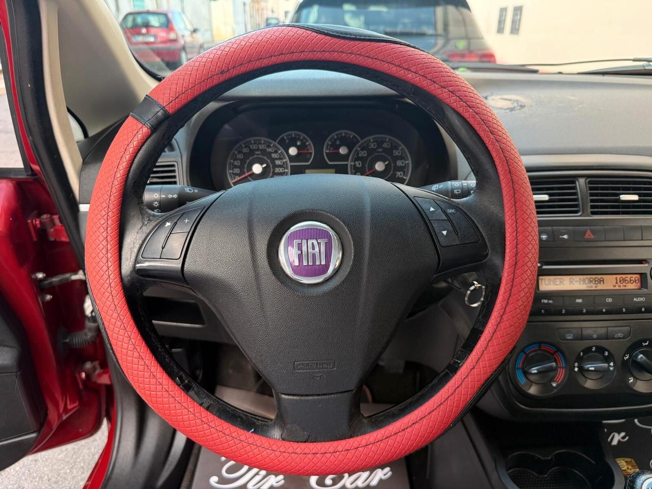 FIAT GRANDE PUNTO 1.2 DYNAMIC 65CV OK NEOPATENTATI ANNO 2008