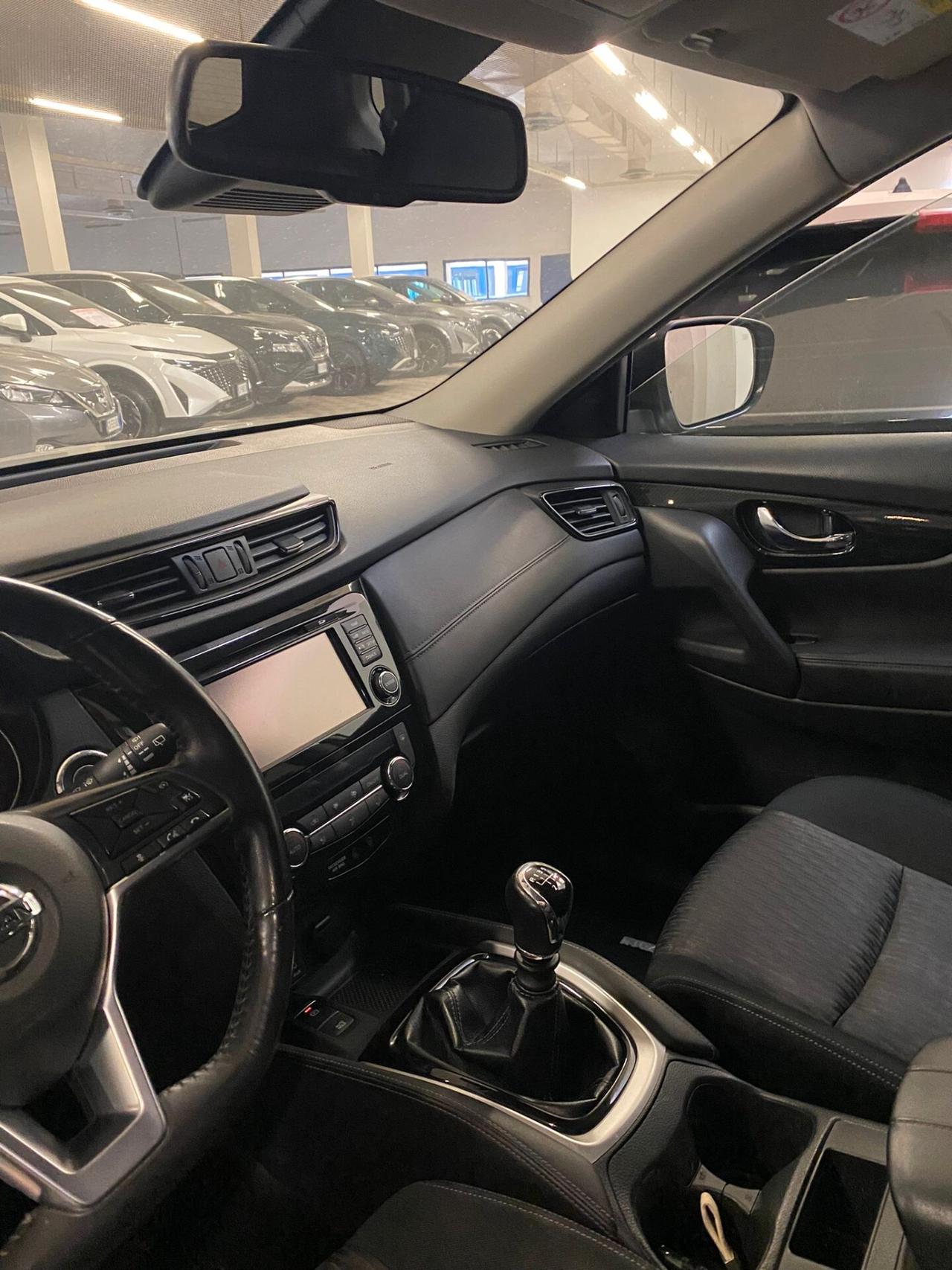 Nissan X-Trail dCi 150 2WD N-Connecta