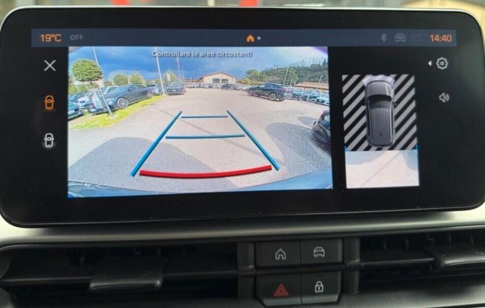 Jeep Avenger 1.2 Turbo 100 CV MHEV Summit