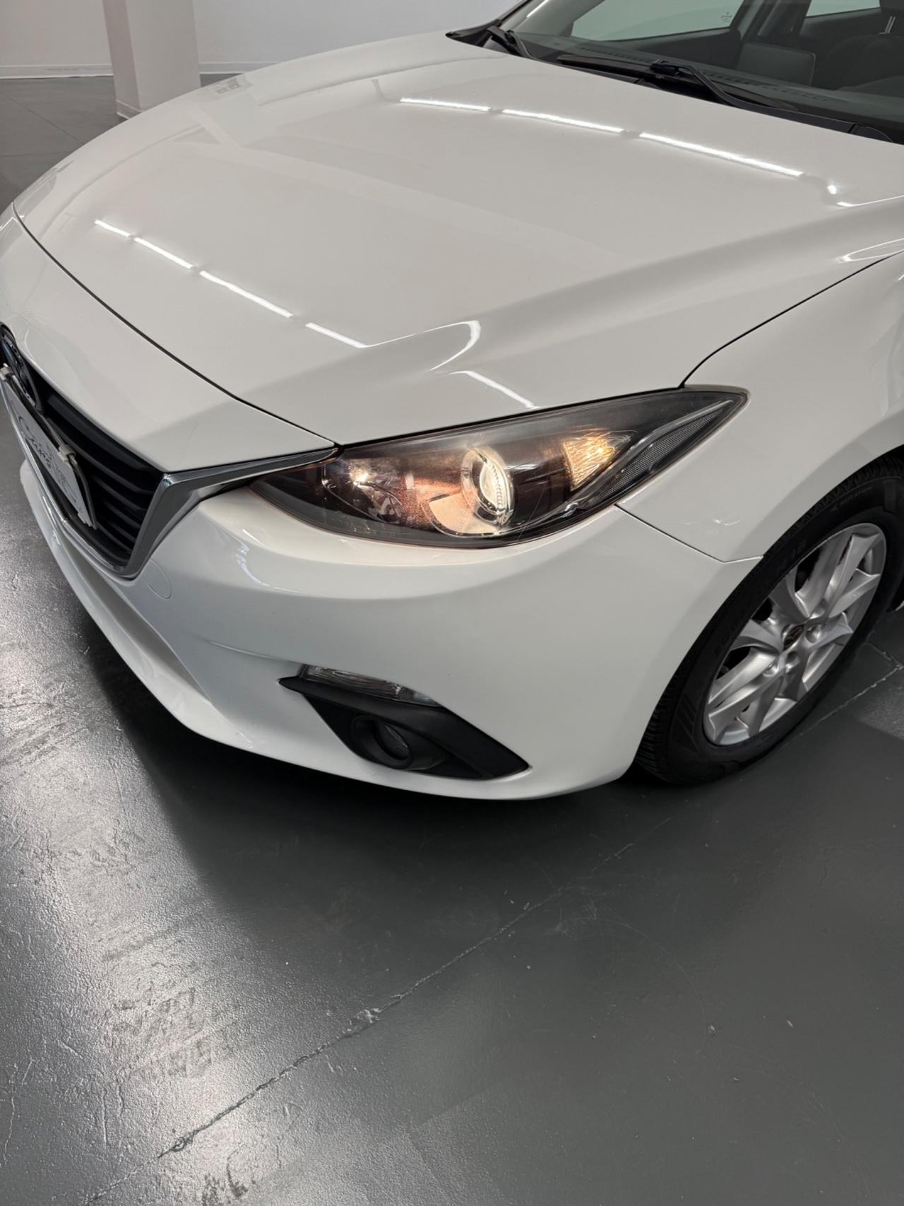 Mazda 3 Mazda3 1.5 Skyactiv-G Evolve